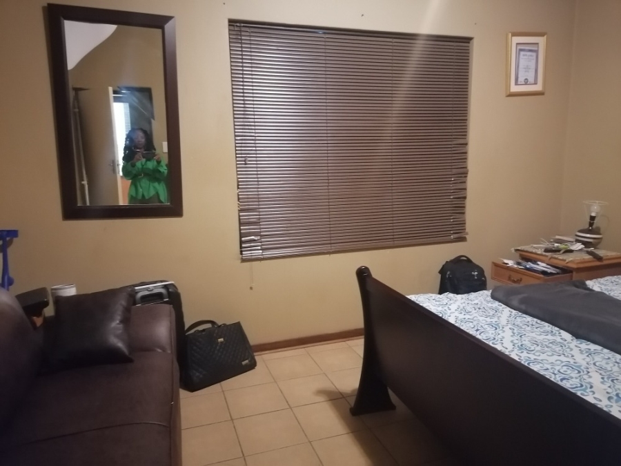 2 Bedroom Property for Sale in Potchefstroom North West